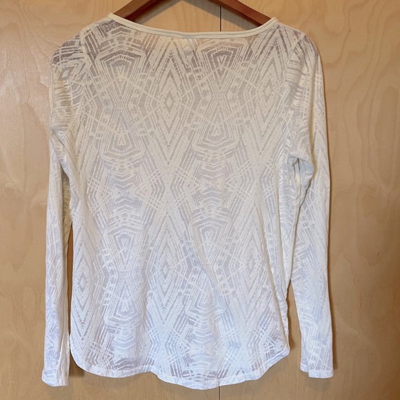 Women’s Prana S long sleeved off-white/cream tee with sheer patterned back - Picture 3 of 5